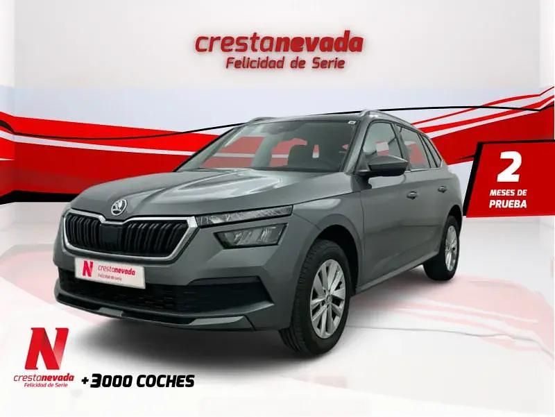 Usado Skoda Kamiq Active 110 CV (80 kW) 2023 Gris SUV