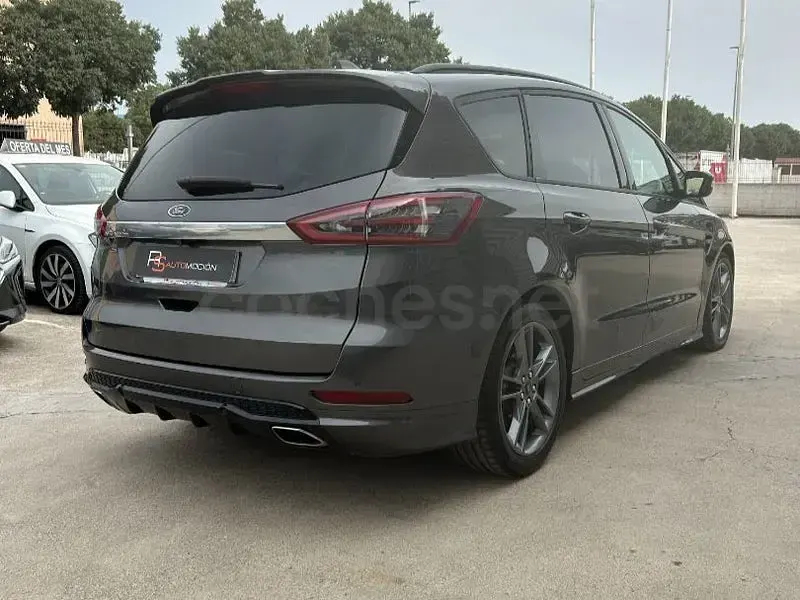 Usado Ford S-MAX ST-Line 192 CV (141 kW) 2019 Gris / plata Monovolumen