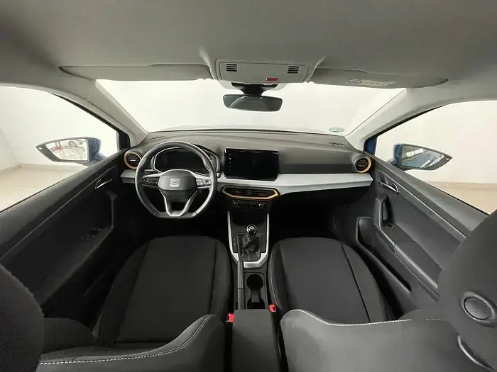 Usado Seat Arona Style 110 CV (80 kW) 2023 Azul SUV