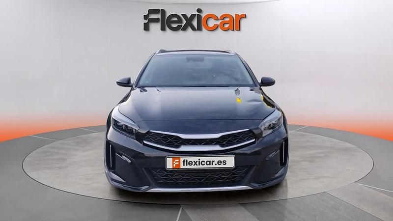 Usado Kia XCeed 120 HP (88 kW) 2023 Preto SUV