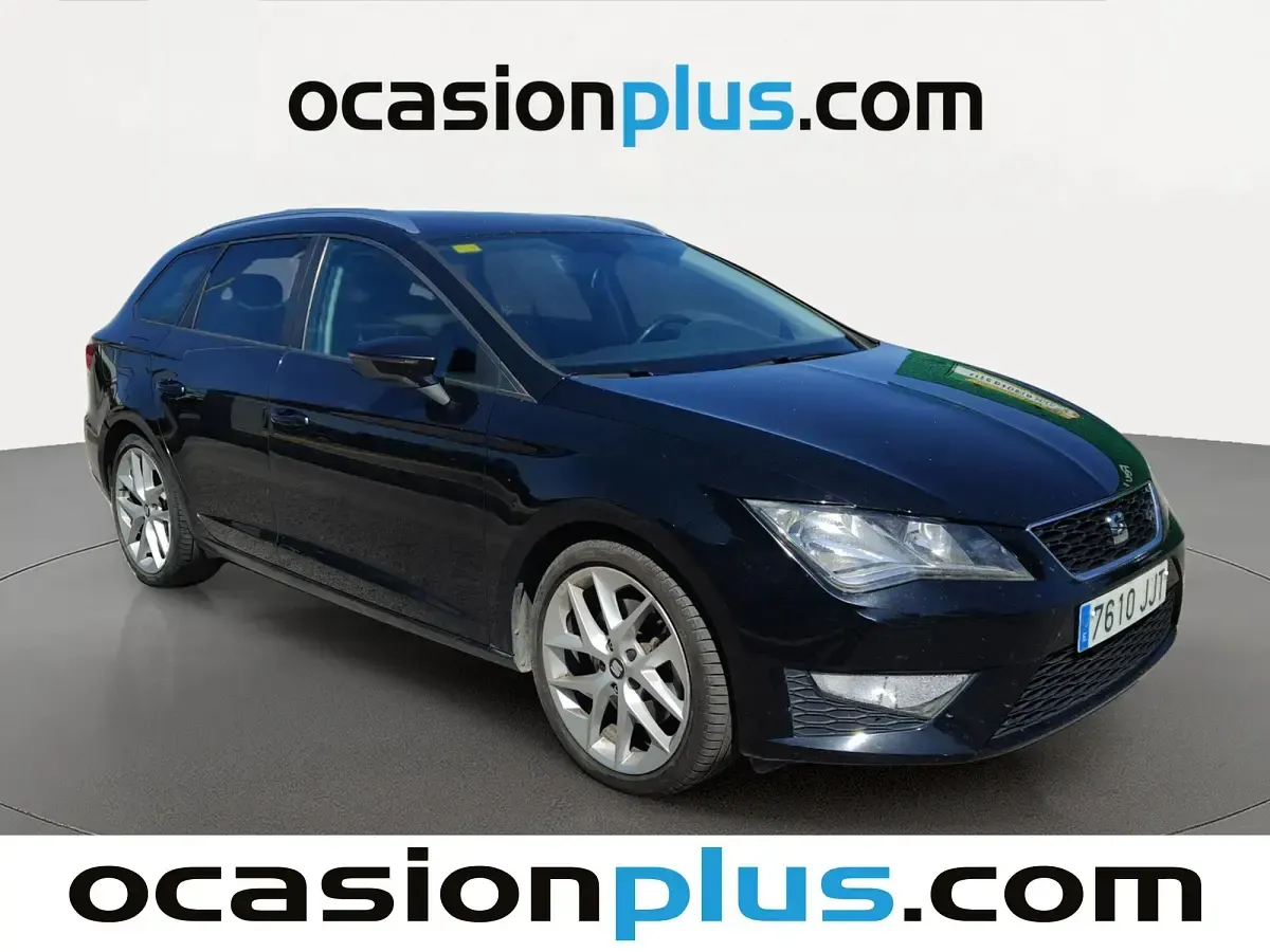 Usado Seat Leon FR 184 CV (135 kW) 2015 Negro Monovolumen