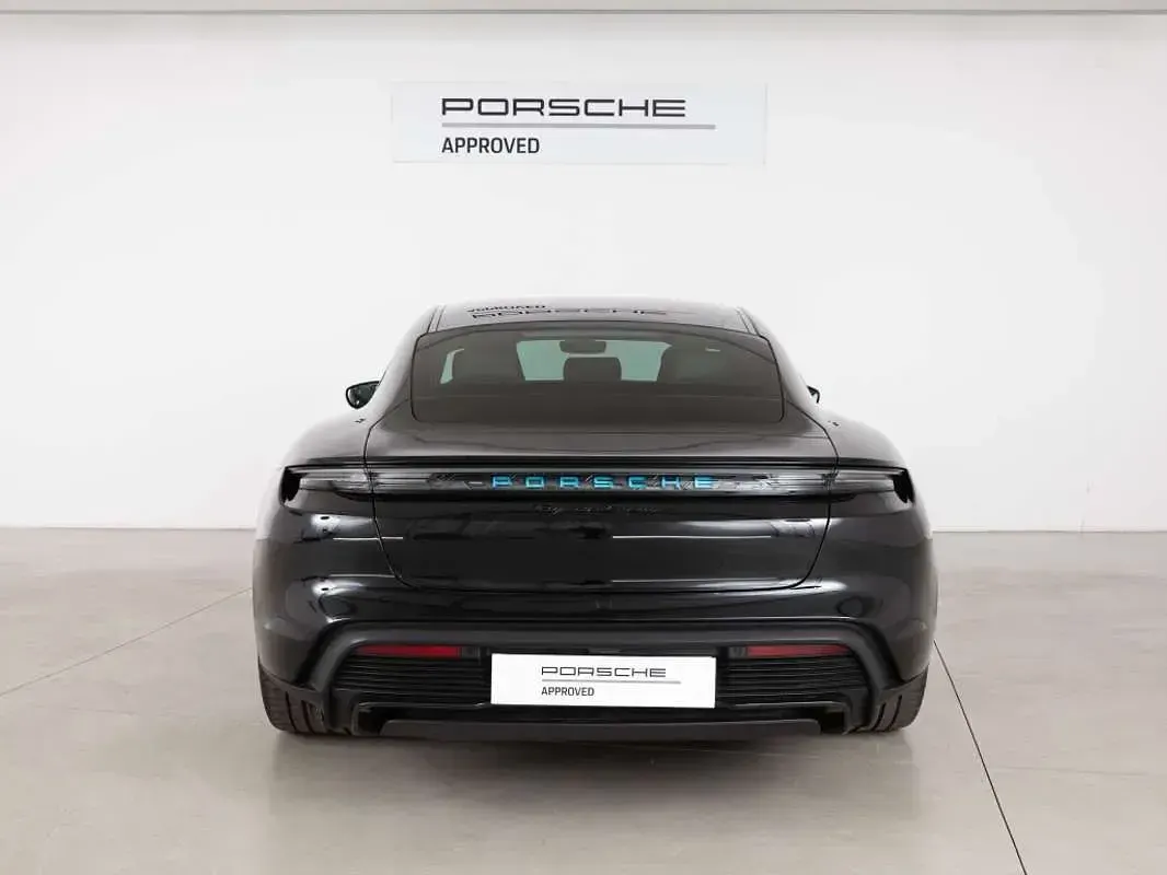 Usado Porsche Taycan Turbo S 559 kW (761 CV) 2023 Negro Berlina