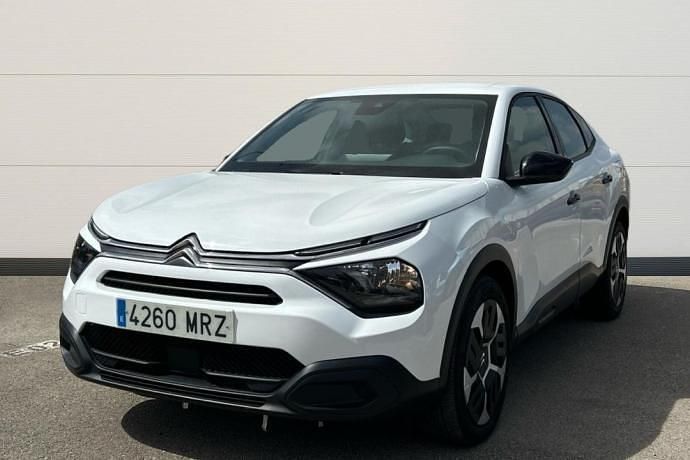 Käytetty Citroën C4 PureTech 100 HP (73 kW) 2024 Katumaasturi