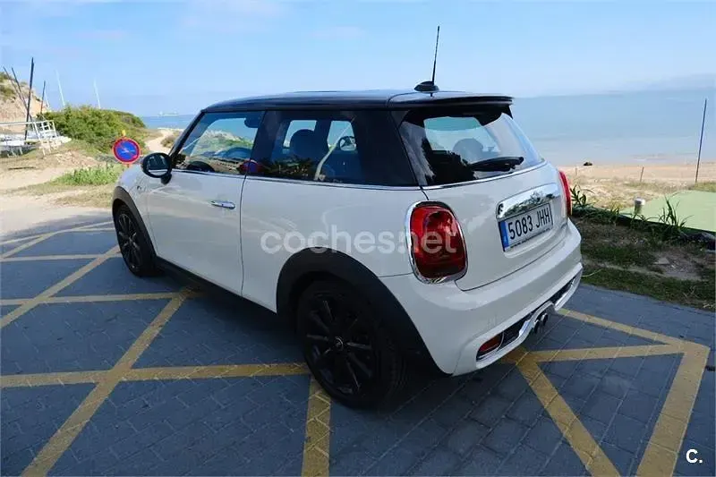 Usado Mini Cooper S 192 CV (141 kW) 2015 Beige Utilitario