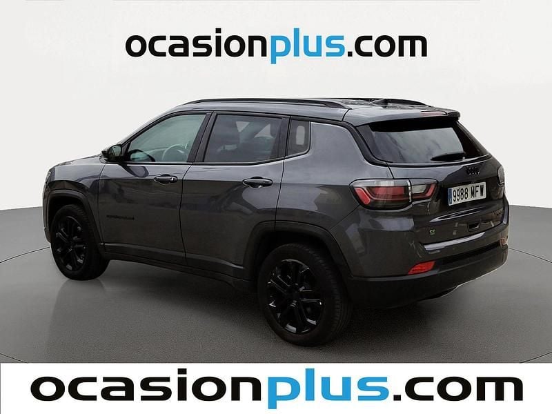 Usado Jeep Compass Night Eagle 130 CV (95 kW) 2023 Gris SUV
