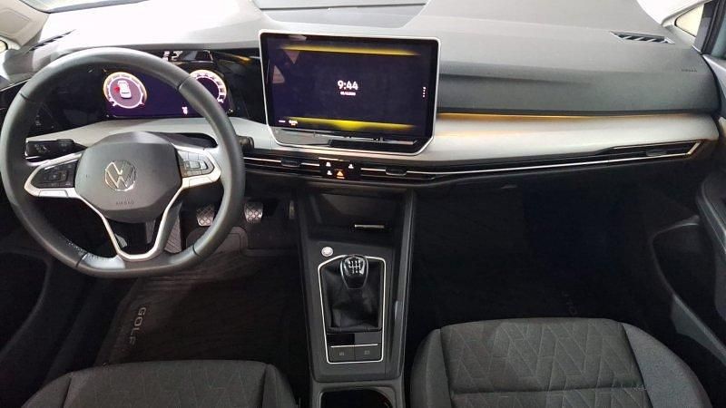 Usado VW Golf VIII 115 CV (84 kW) 2025 Crystal ice blue metalizado Utilitario