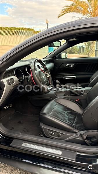Usado Ford Mustang 314 CV (230 kW) 2016 Negro Coupe
