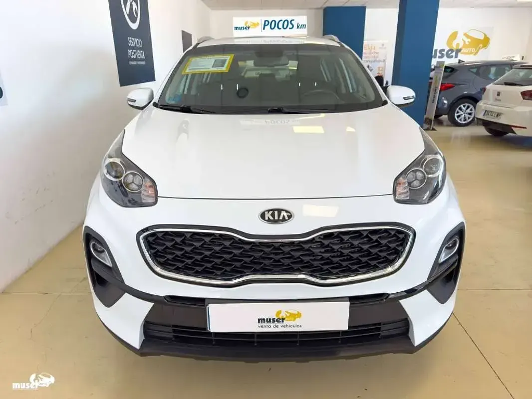 Usado Kia Sportage 136 CV (100 kW) 2022 Blanco SUV