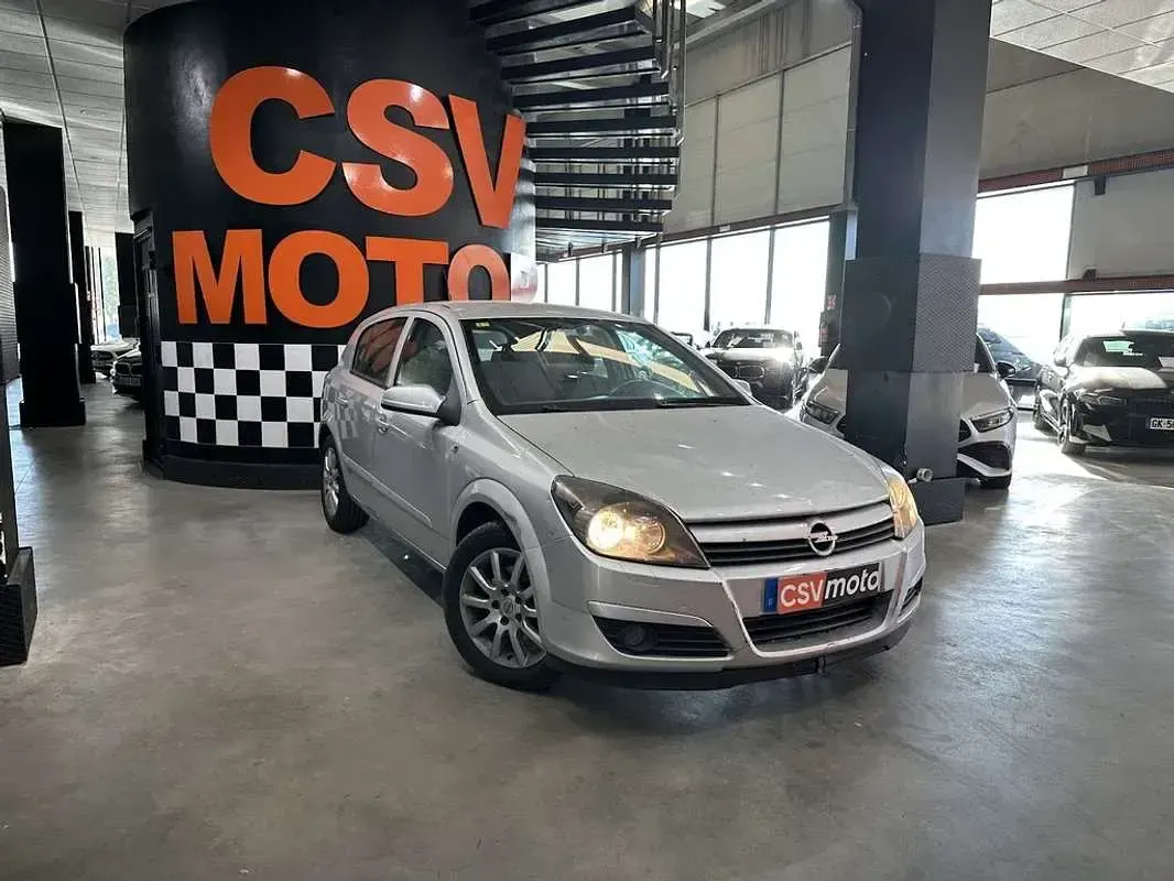 Usado Opel Astra Enjoy 99 CV (72 kW) 2005 Utilitario