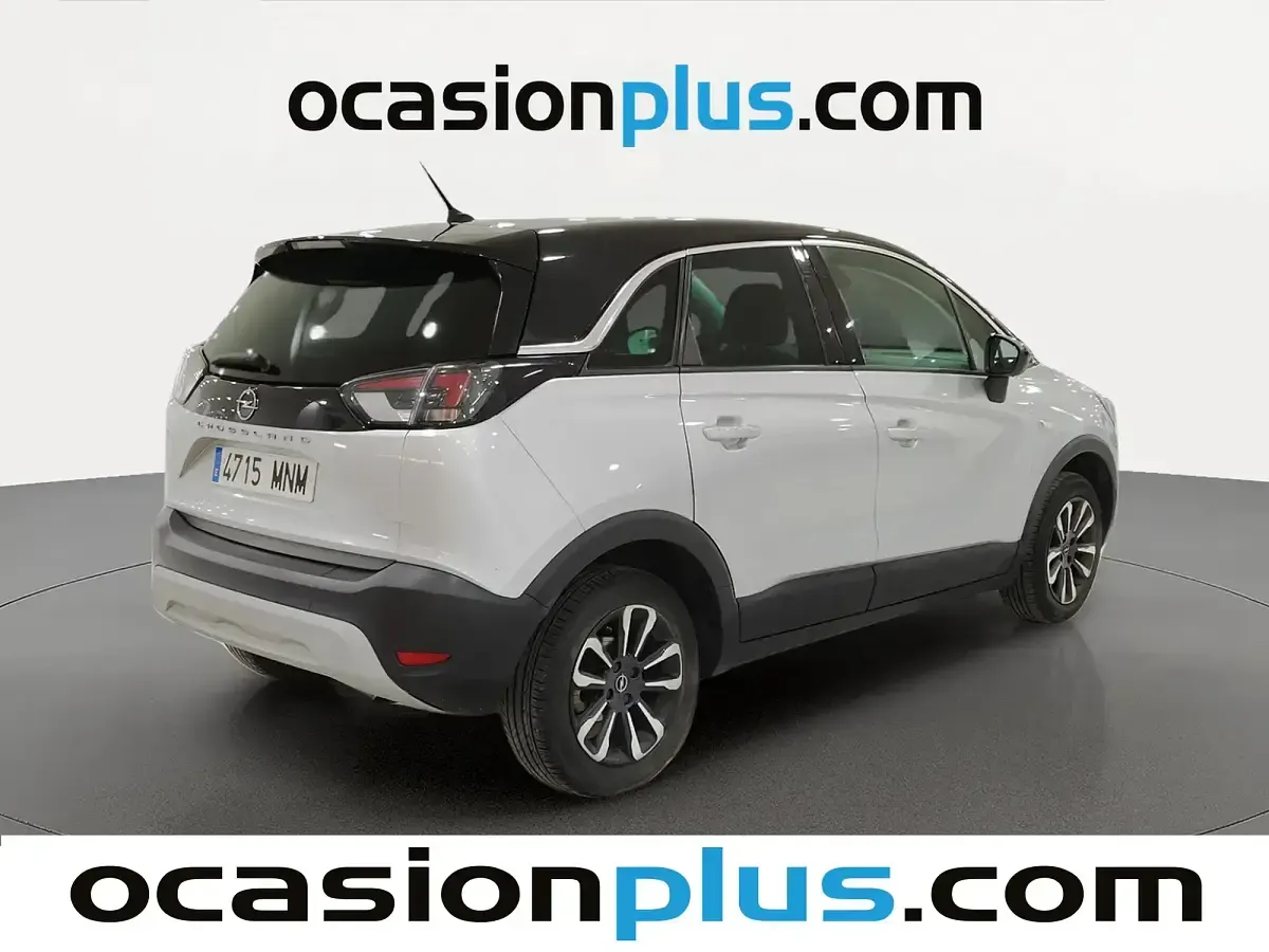 Usado Opel Crossland Elegance 130 CV (95 kW) 2024 Gris SUV