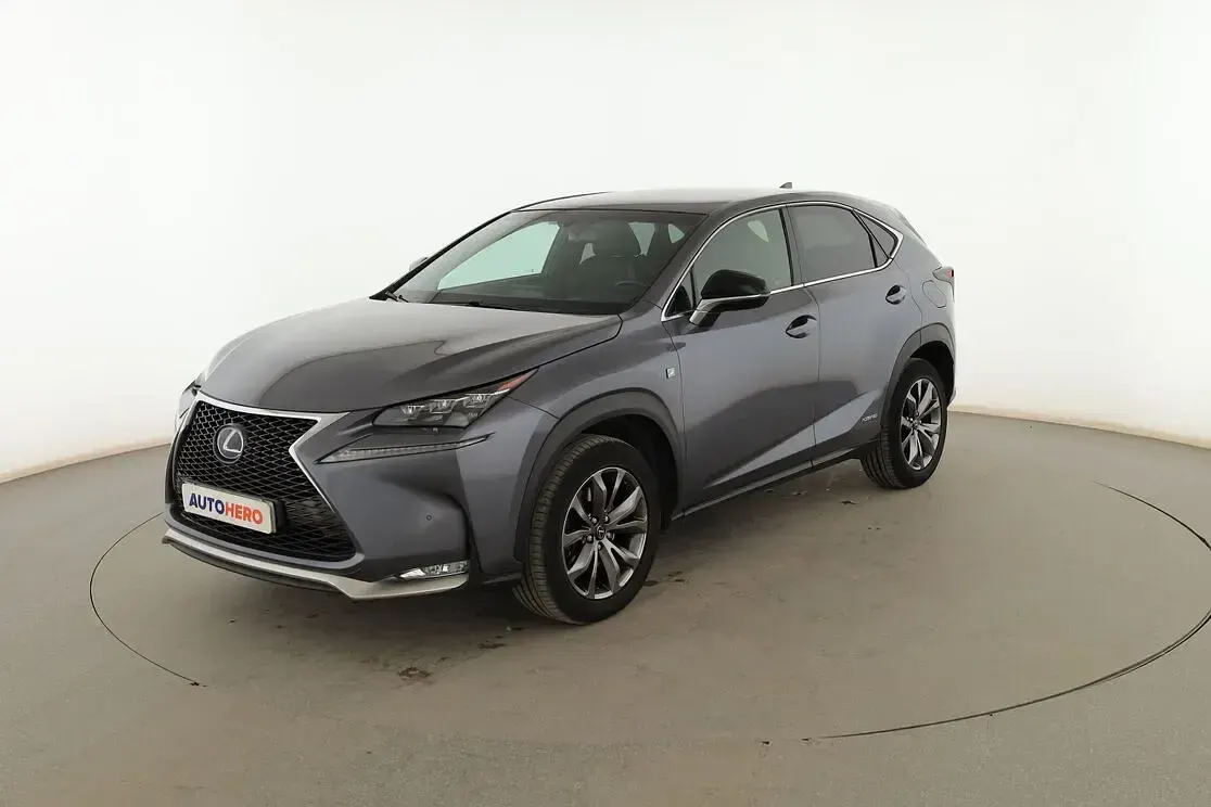 Usado Lexus NX300h E-FOUR Executive Line 197 CV (144 kW) 2016 SUV