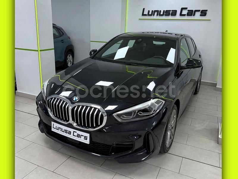 Negro Usado 2021 BMW 118 M Sport Utilitario | 20.990 € (Precio justo) - Imagen 1/4