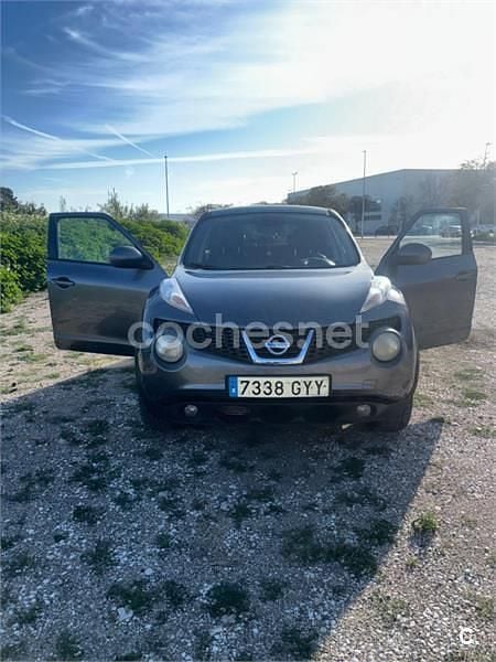 Usado Nissan Juke Acenta 110 CV (80 kW) 2010 Gris / plata SUV
