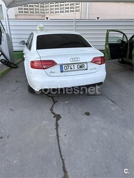 Usado Audi A4 143 HP (105 kW) 2009 Branco Sedan
