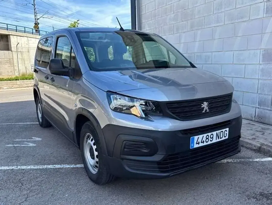 Nuevo Peugeot e-Rifter Active 100 kW (136 CV) 2025 Gris Monovolumen