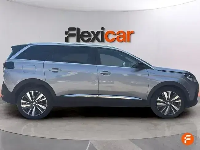Usado Peugeot 5008 GT-line 130 CV (95 kW) 2018 Gris SUV