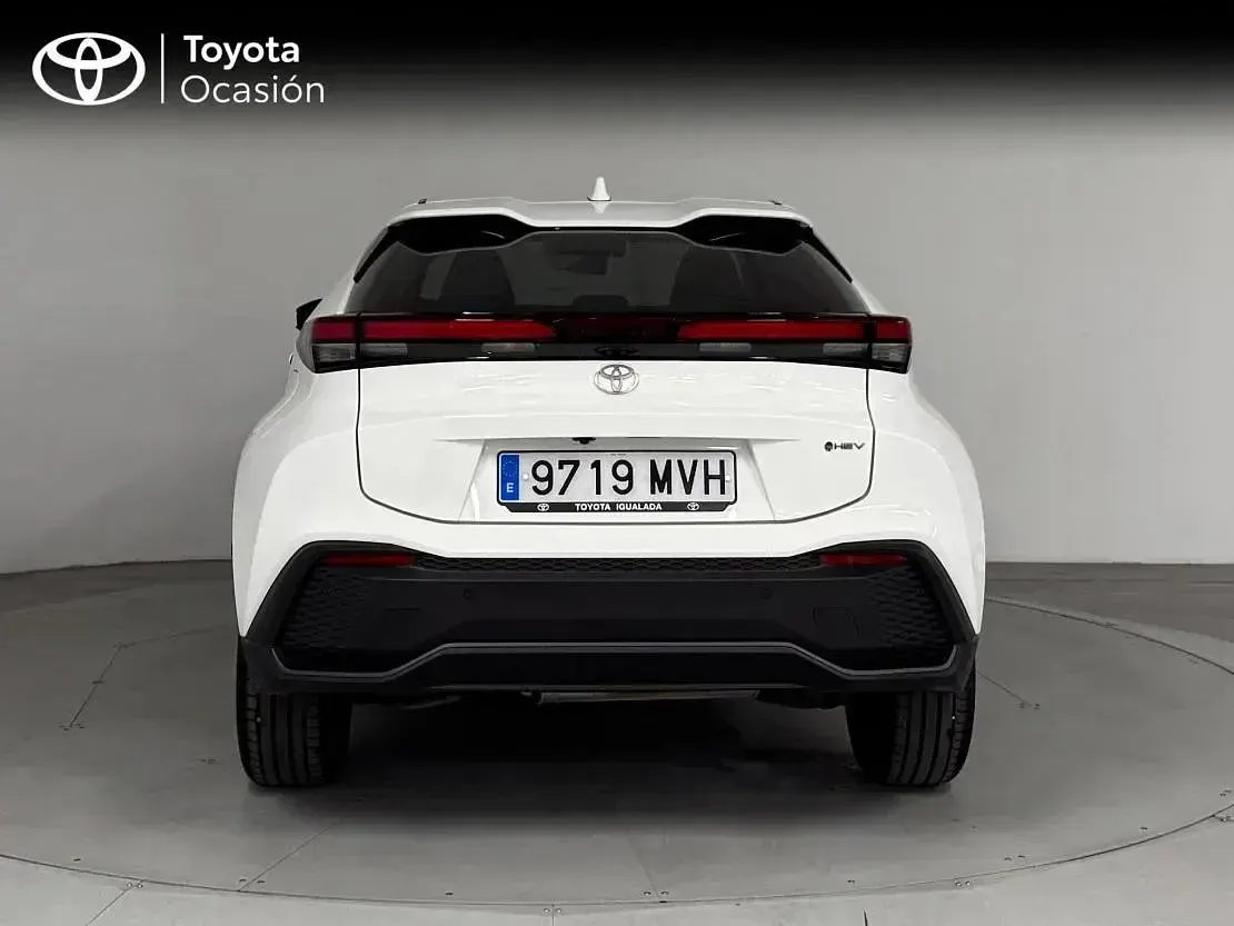 Usado Toyota C-HR Advance 140 CV (102 kW) 2024 Blanco classic SUV