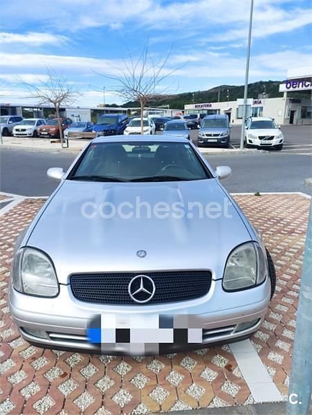 Usado Mercedes SLK230 193 CV (141 kW) 1998 Gris / plata Descapotable