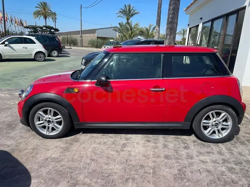 Usado Mini One D 90 CV (66 kW) 2011 Rojo Utilitario