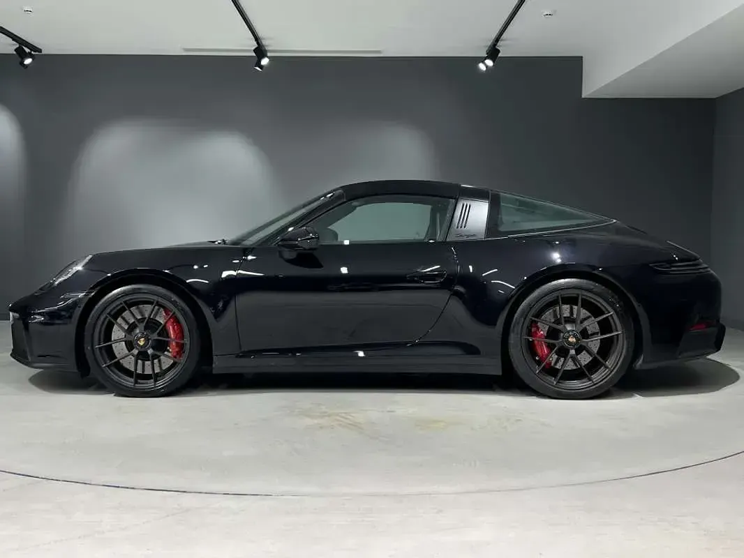 Nuevo Porsche 992 485 CV (356 kW) 2025 Negro Coupe