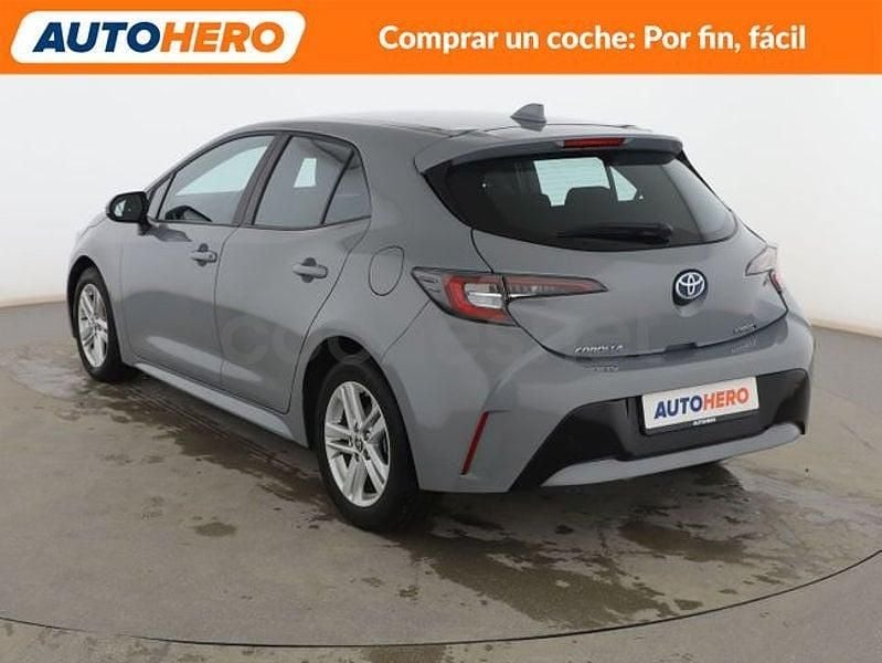Usado Toyota Corolla Active 122 CV (89 kW) 2022 Gris Berlina