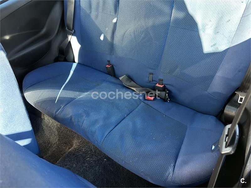 Blanco Usado 2003 Fiat Punto Berlina | 800 € (Precio justo) - Imagen 1/4