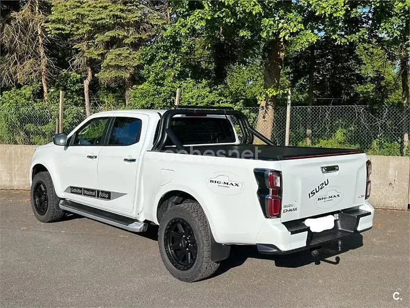 Usado Isuzu D-Max 163 CV (119 kW) 2023 Blanco Pickup/Camioneta
