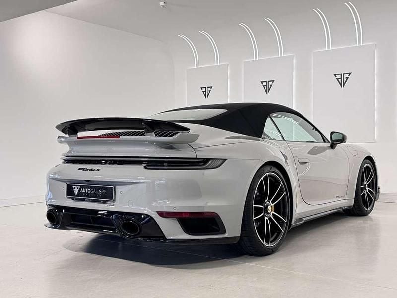 Usado Porsche 992 650 CV (478 kW) 2021 Gris Descapotable