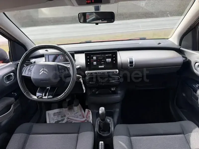 Usado Citroën C4 Cactus Business Class 100 CV (73 kW) 2015 Rojo Utilitario