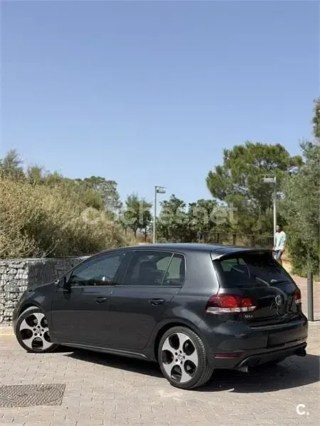 Usado VW Golf VI GTI 210 CV (154 kW) 2011 Negro Utilitario