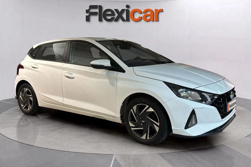Blanco Usado 2021 Hyundai i20 Berlina | 11.990 € (Super precio) - Imagen 1/4