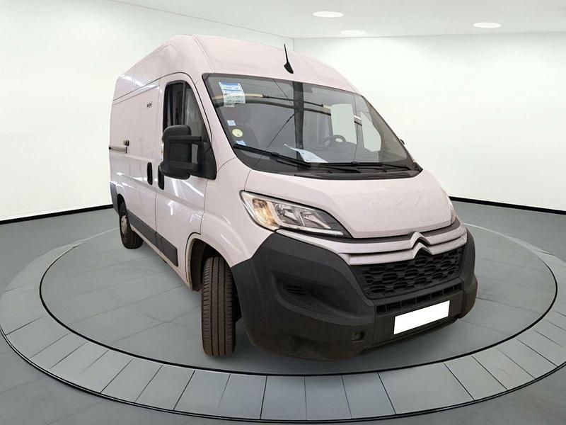 Usado Citroën Jumper 121 CV (88 kW) 2021 Blanco Monovolumen