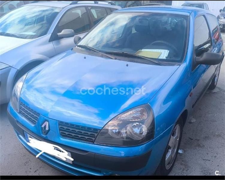 Azul Usado 2002 Renault Clio II Expression Berlina | 1900 € - Imagen 1/4