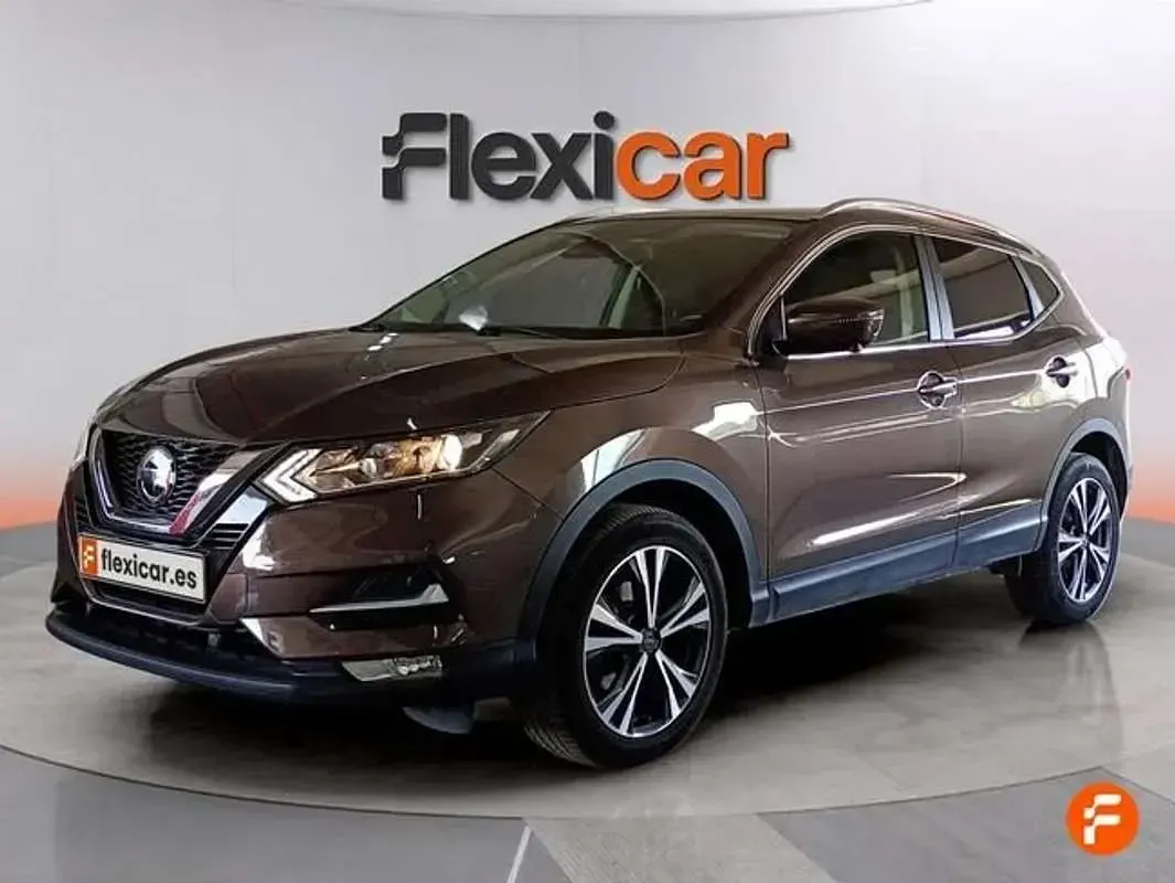 Usado Nissan Qashqai N-Connecta 116 CV (85 kW) 2018 Marrón SUV