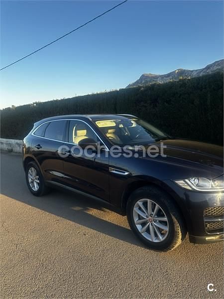 Usado Jaguar F-Pace Prestige 180 CV (132 kW) 2017 Azul SUV