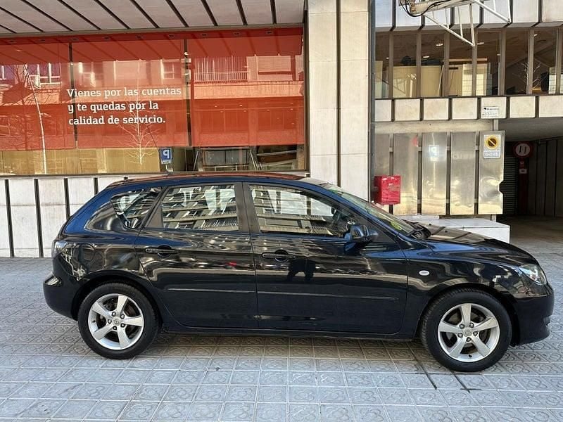 Usado Mazda 3 Active 105 CV (77 kW) 2005 Negro Berlina