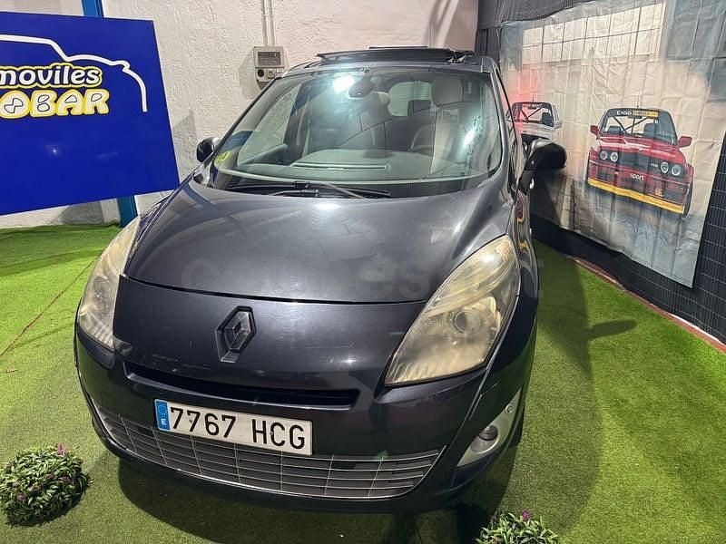 Usado Renault Grand Scénic III Bose Edition 150 CV (110 kW) 2011 Gris / plata Monovolumen