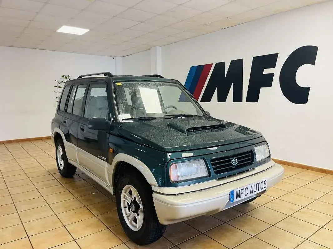 Usado Suzuki Vitara 90 CV (66 kW) 2000 Verde SUV