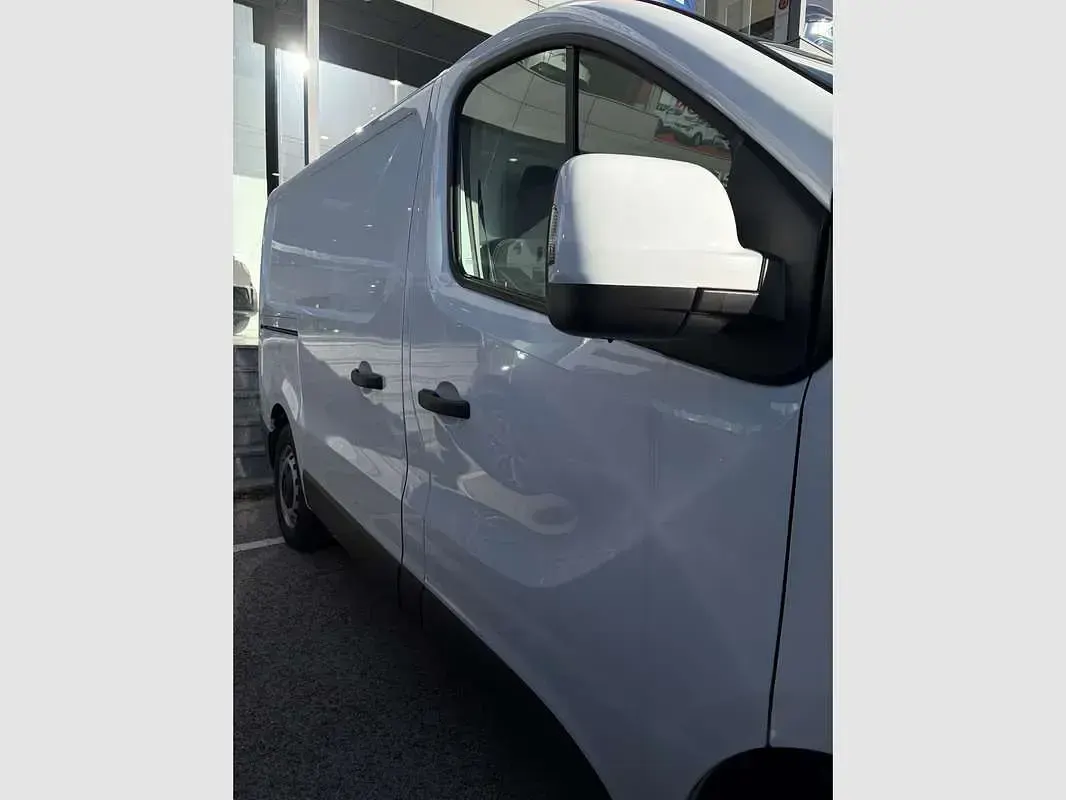 Nuevo Nissan Primastar N-Connecta 131 CV (96 kW) 2025 Blanco Monovolumen