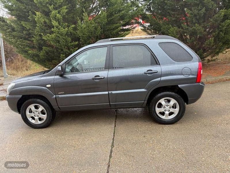 Usado Kia Sportage 140 CV (102 kW) 2010 Gris SUV