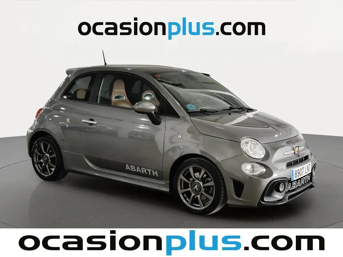 Usado Abarth 595 145 CV (106 kW) 2021 Gris Utilitario
