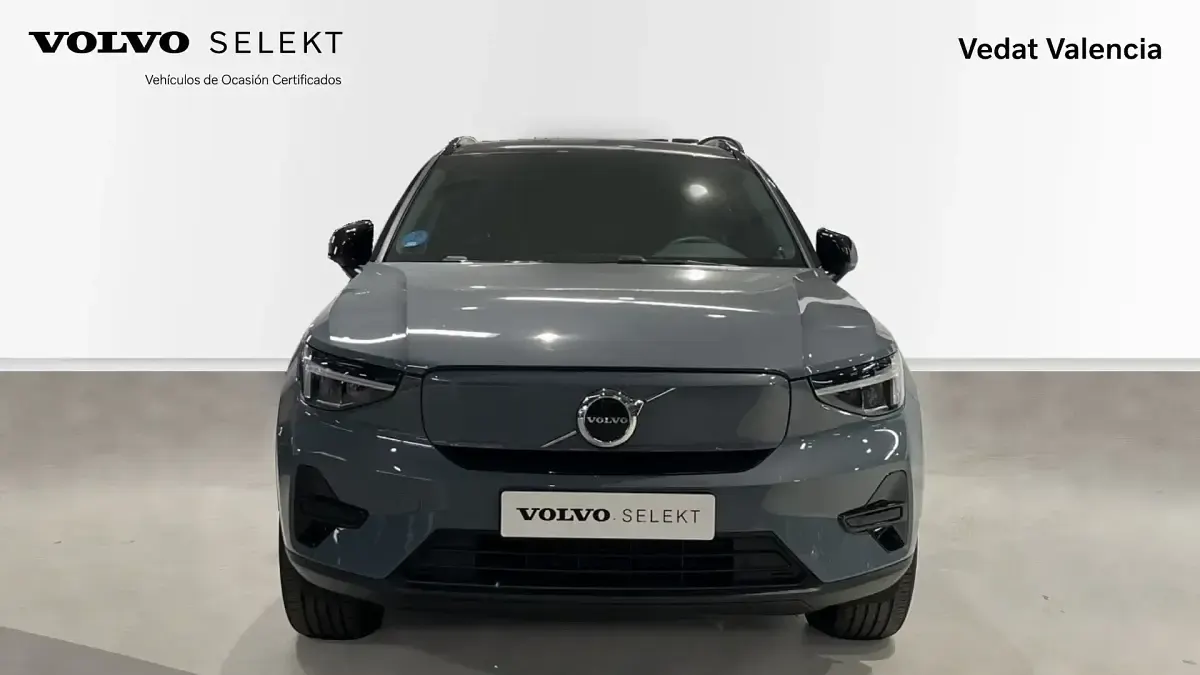 Usado Volvo XC40 Core 169 kW (231 CV) 2022 Gris SUV