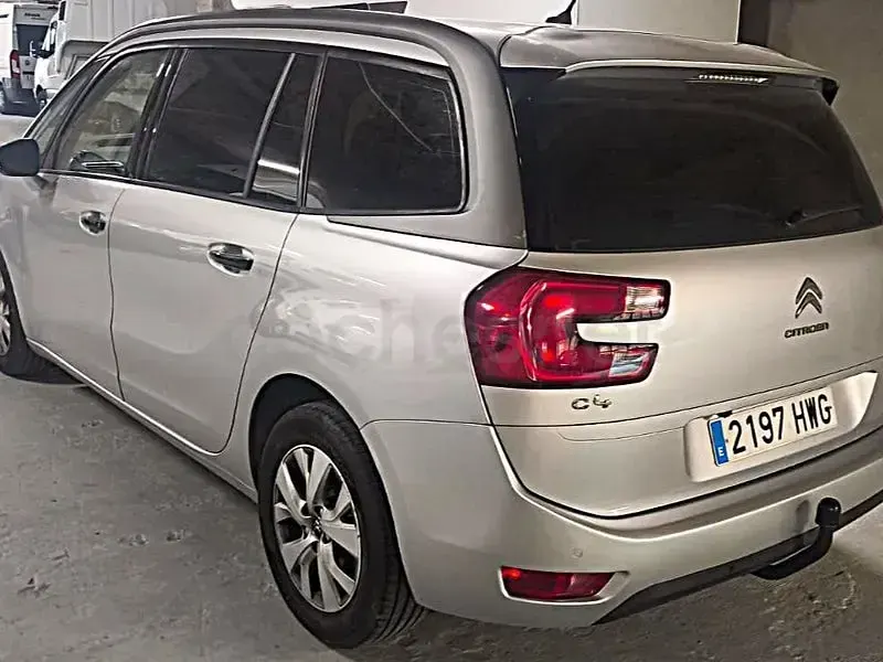 Usado Citroën Grand C4 Picasso Seduction 115 CV (84 kW) 2014 Gris / plata Monovolumen