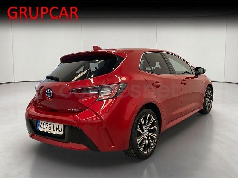 Usado Toyota Corolla Style 122 CV (89 kW) 2021 Granate Berlina