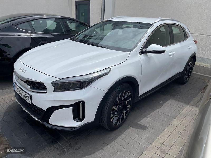 Blanco Usado 2023 Kia XCeed SUV | 21.650 € (Buen precio) - Imagen 1/4