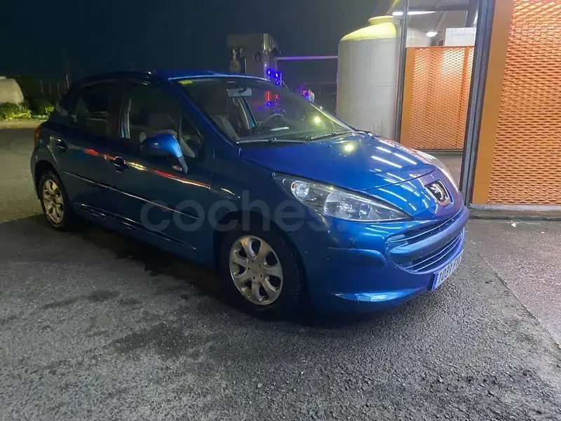 Usado Peugeot 207 110 CV (80 kW) 2007 Azul Berlina
