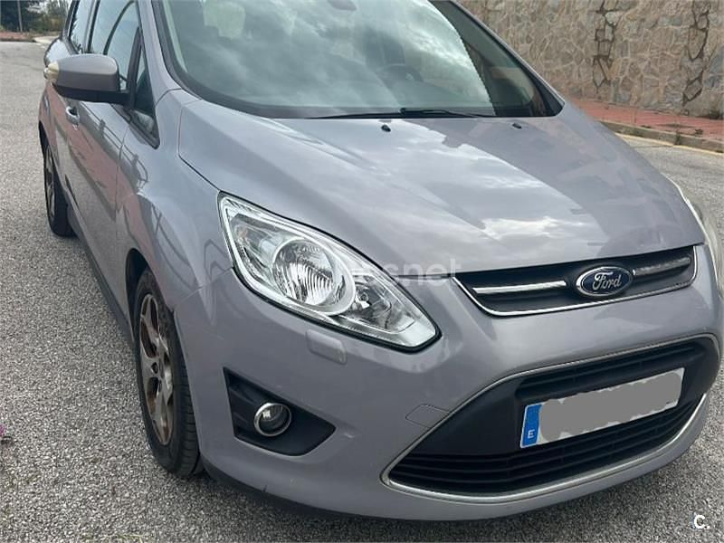 Usado Ford C-MAX Trend 105 CV (77 kW) 2012 Gris / plata Monovolumen