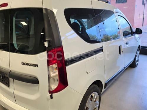 Usado Dacia Dokker Ambiance 90 CV (66 kW) 2016 Blanco Monovolumen