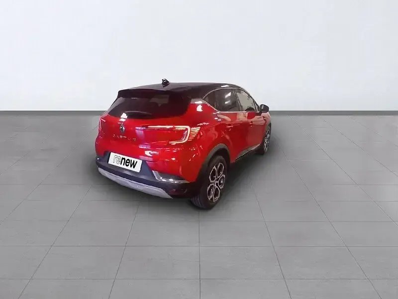 Usado Renault Captur Zen 145 CV (106 kW) 2022 Rojo SUV