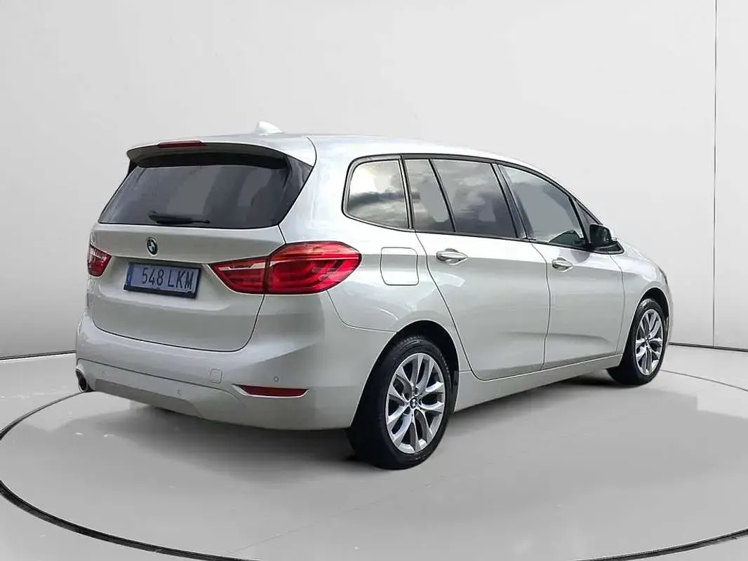 Usado BMW 216 Advantage 137 CV (100 kW) 2020 Blanco Monovolumen